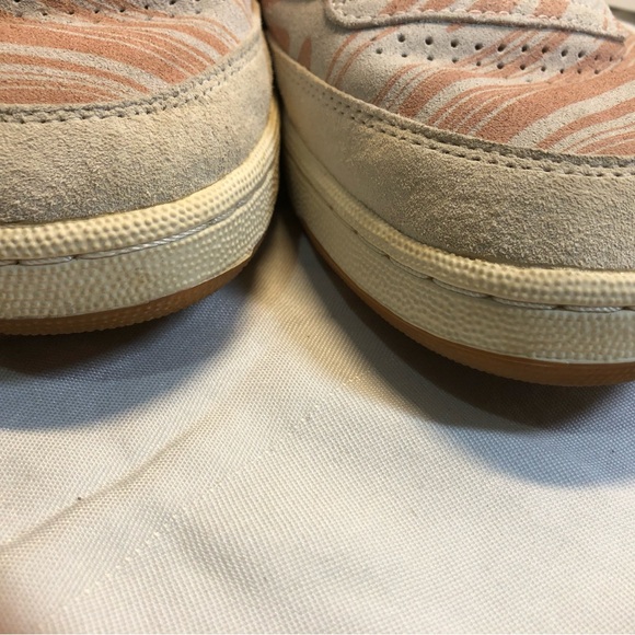 Reebok Club C 85 Men’s Size 11 Sneakers pink swirl design suede - Picture 10 of 12